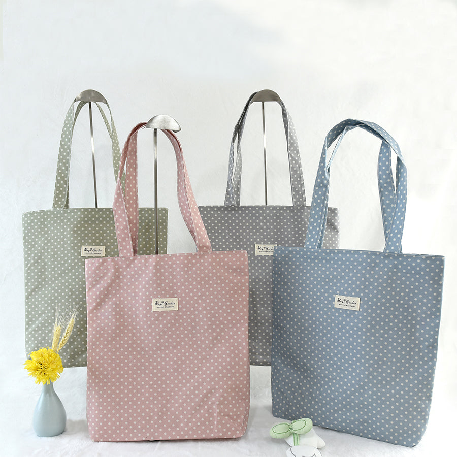 Waterproof polka dot shoulder bag