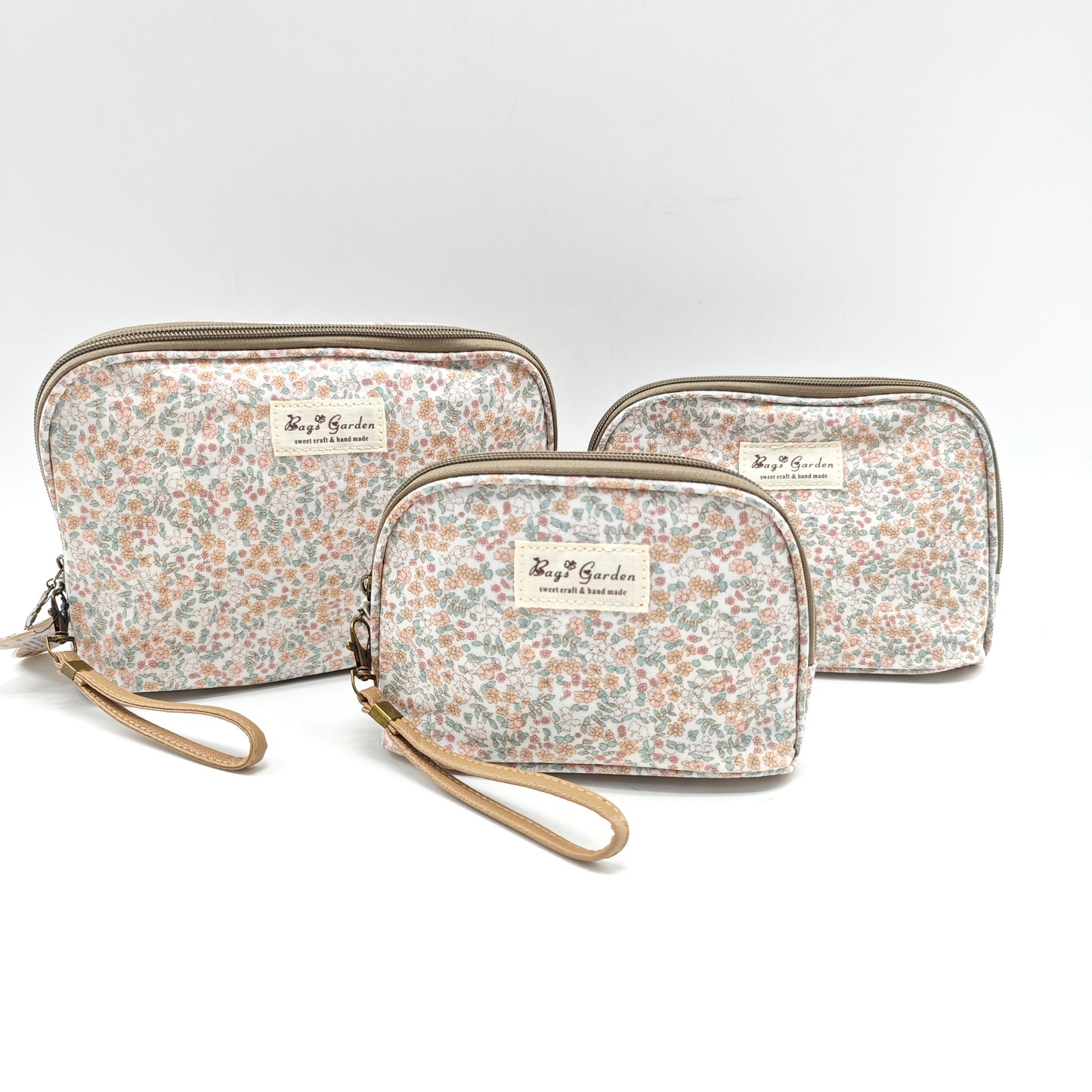 Set of 3 waterproof floral toiletry bags