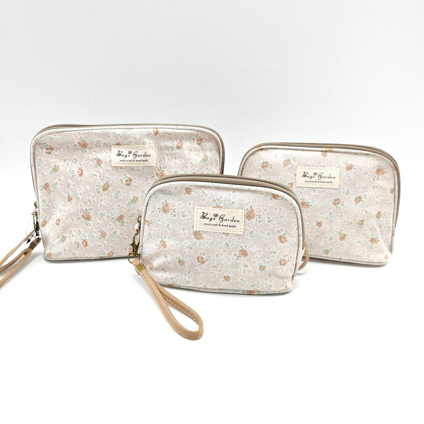 Set of 3 waterproof floral toiletry bags