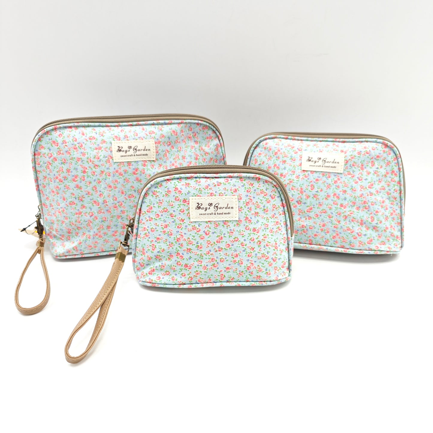 Set of 3 waterproof floral toiletry bags