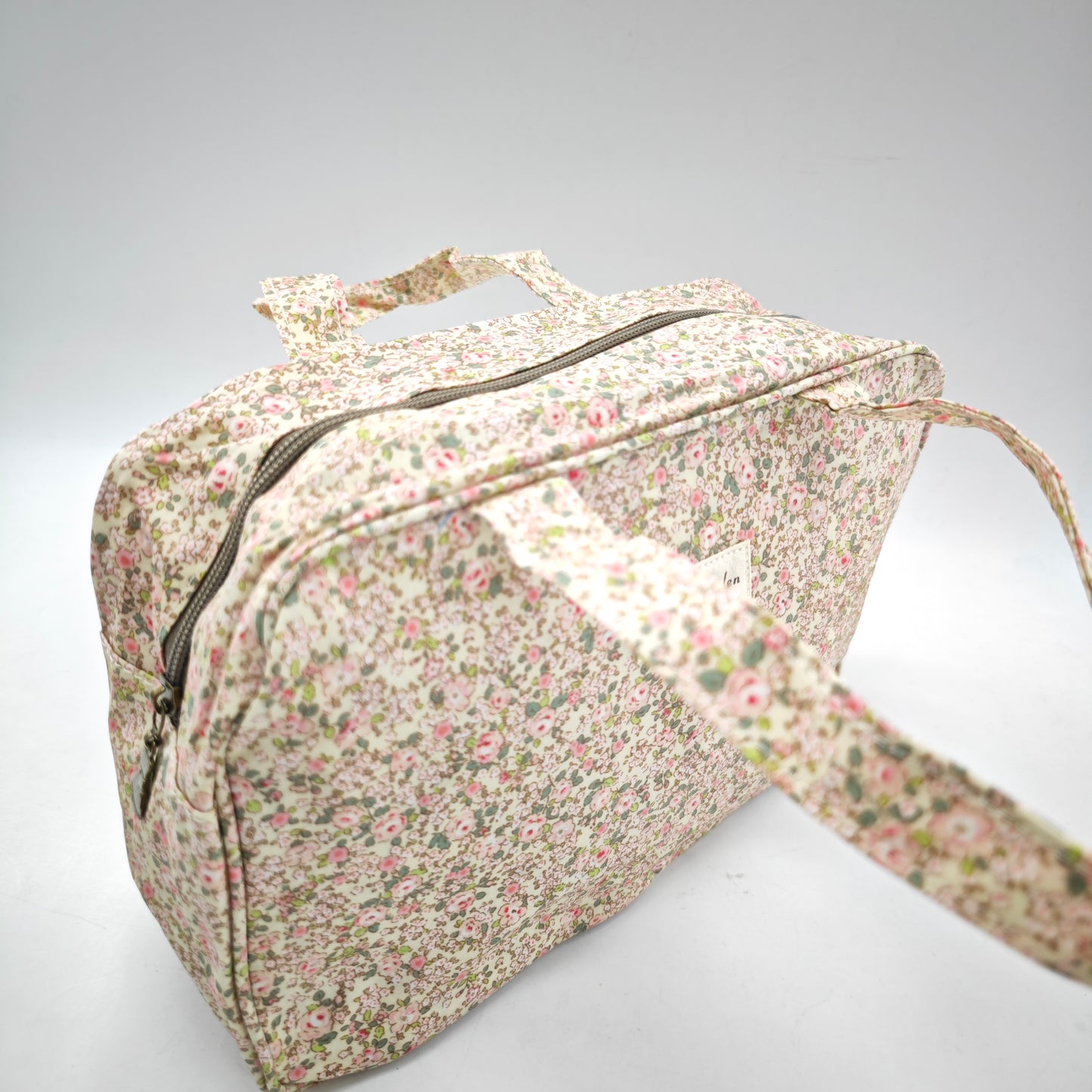Bolso de mano impermeable con flores