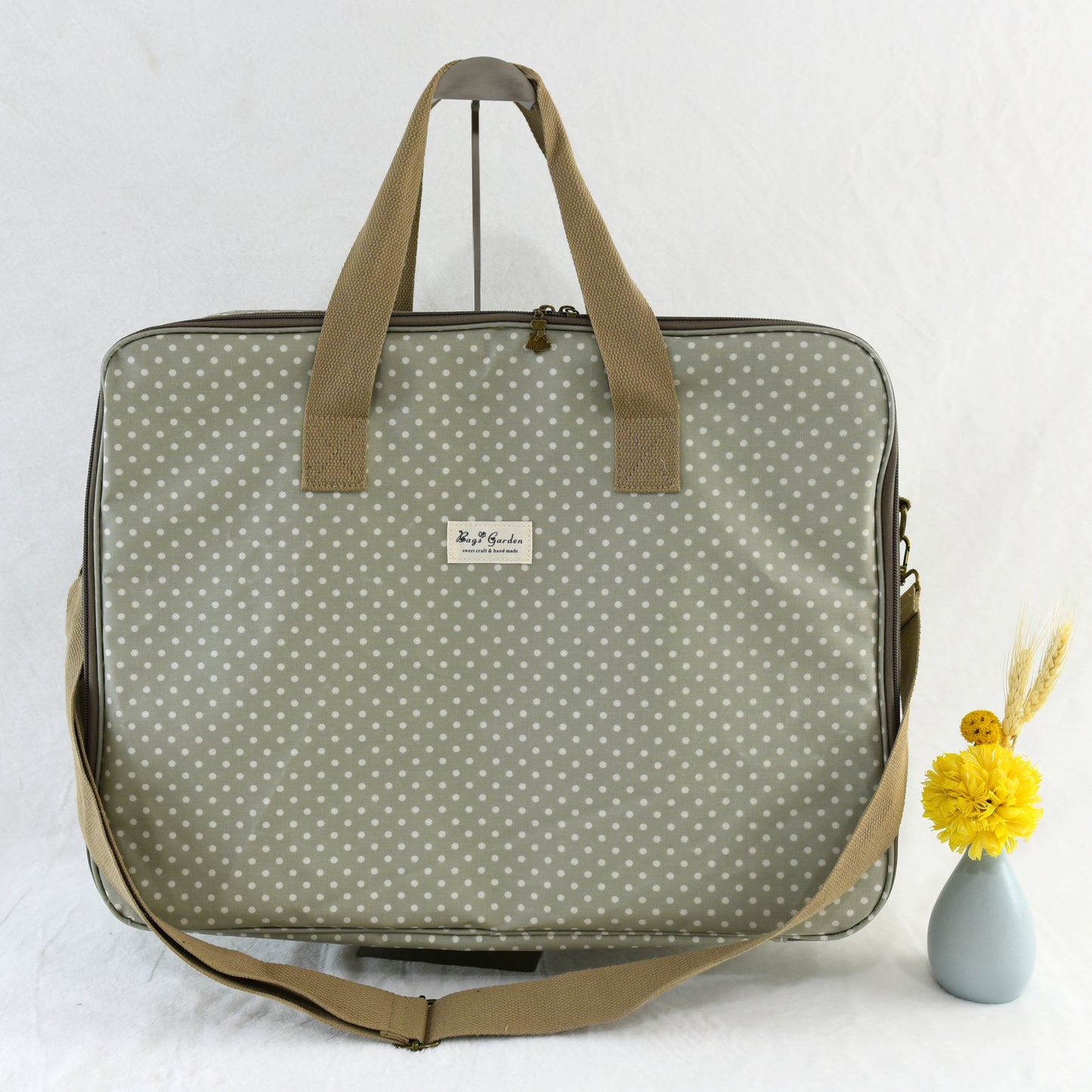 Large waterproof polka dot maternity suitcase