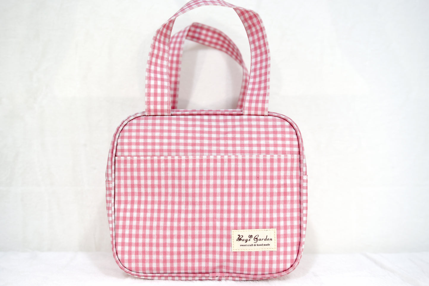 Waterproof gingham cooler bag