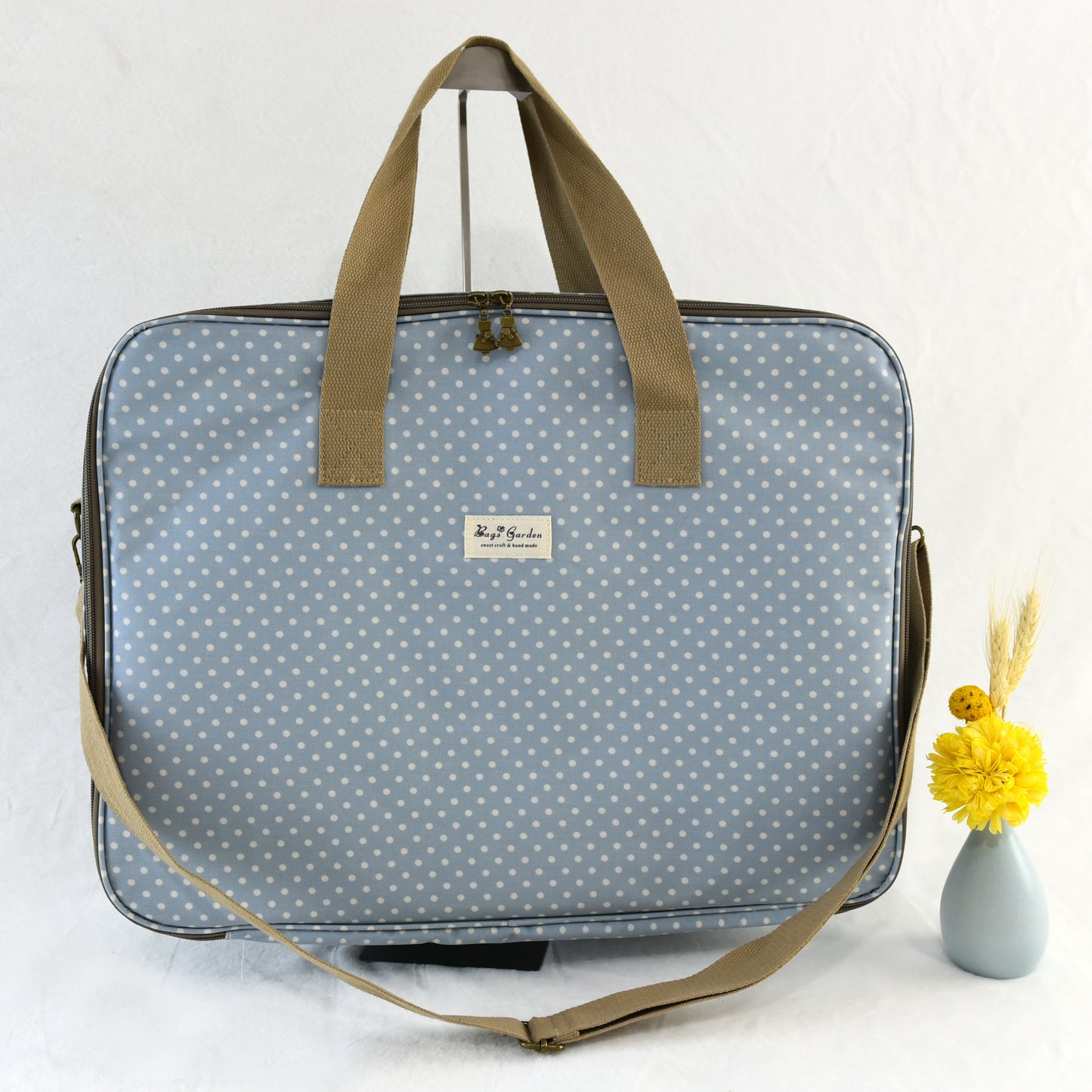 Large waterproof polka dot maternity suitcase