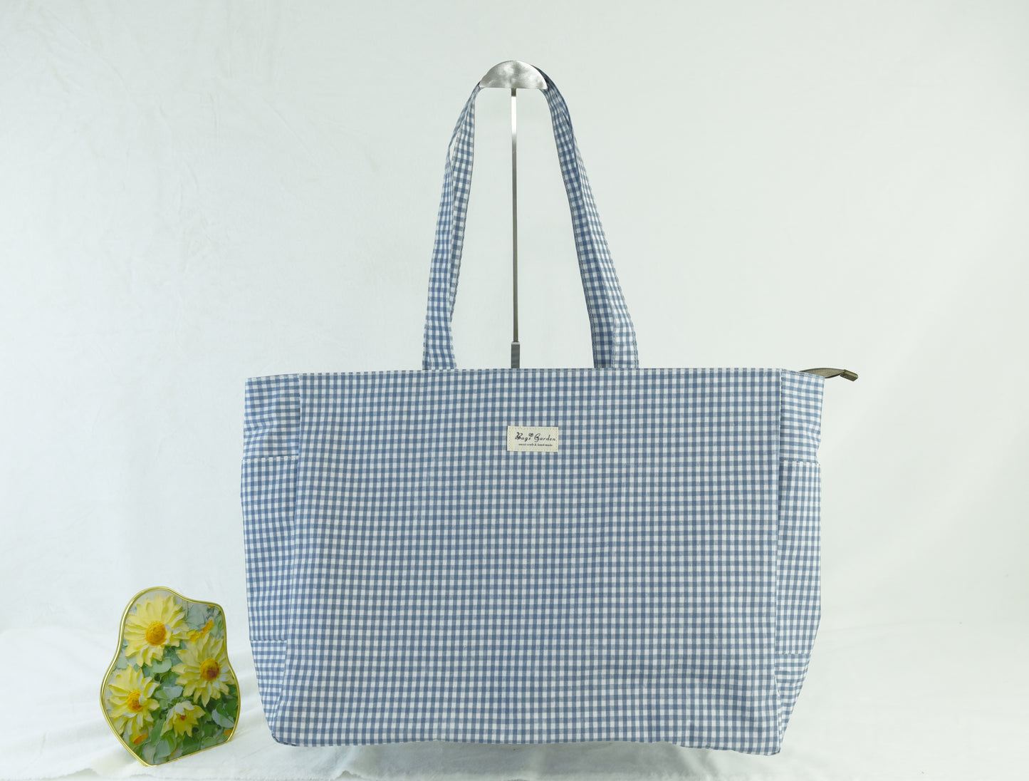 Waterproof gingham beach bag