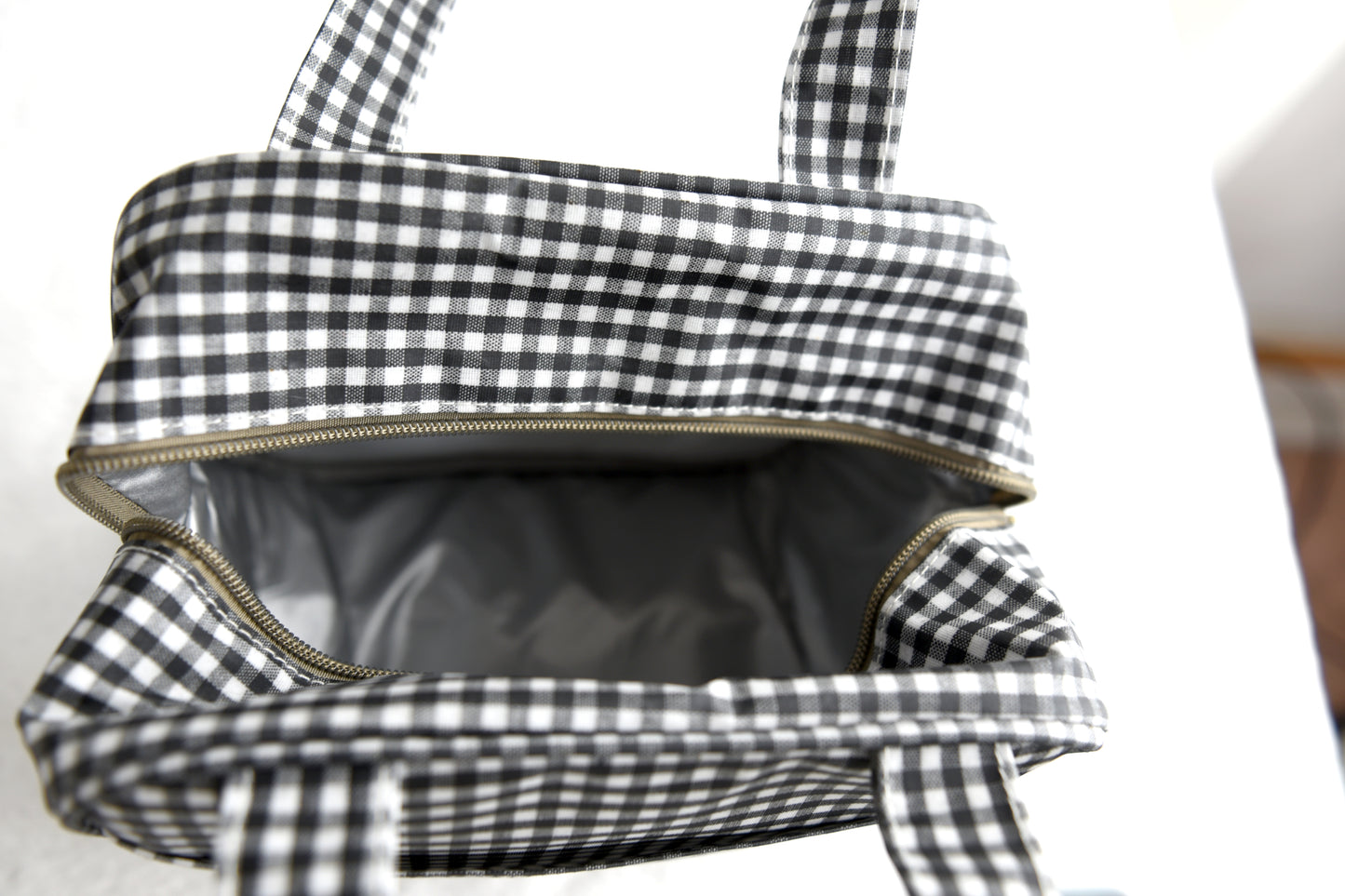 Waterproof gingham cooler bag