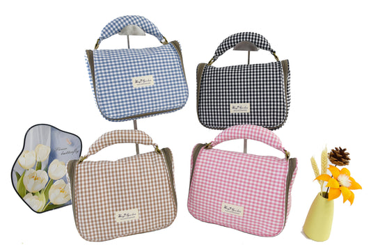 Hanging travel toiletry bag in Vichy cotton