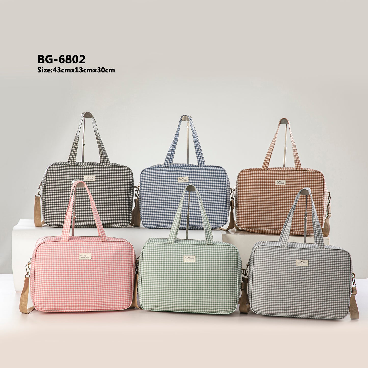 Maletita Impermeable Vichy | Bolsa de Viaje y Maternidad