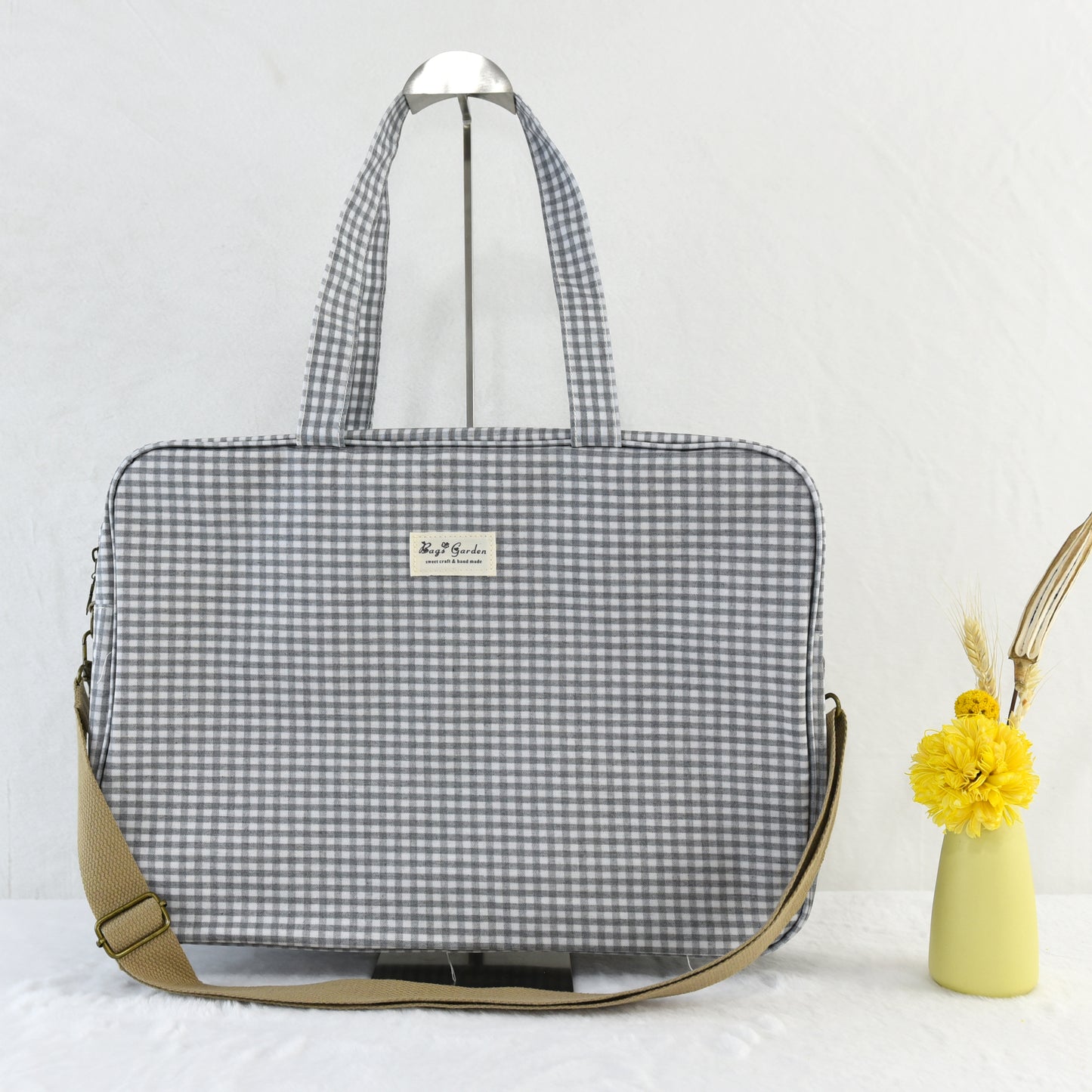 Maletita Impermeable Vichy | Bolsa de Viaje y Maternidad