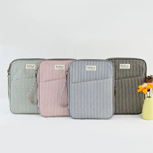 Funda simple de rayas para tablet – Hasta 11", ligera, práctica y con bolsillos