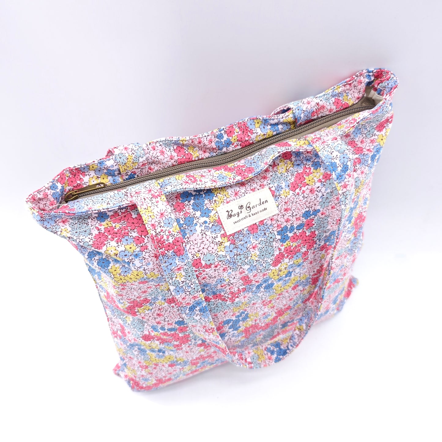 Floral cotton shoulder bag