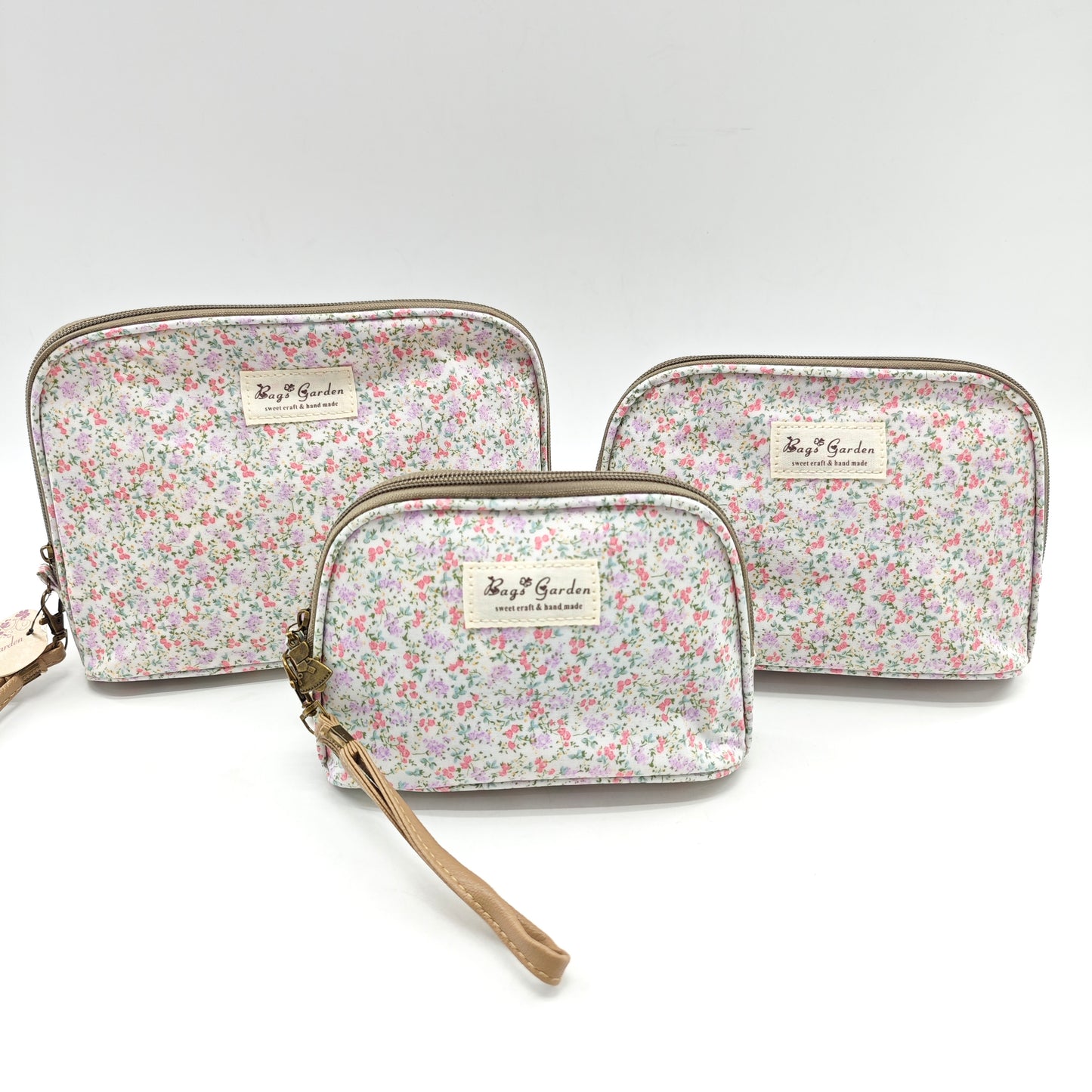 Set of 3 waterproof floral toiletry bags