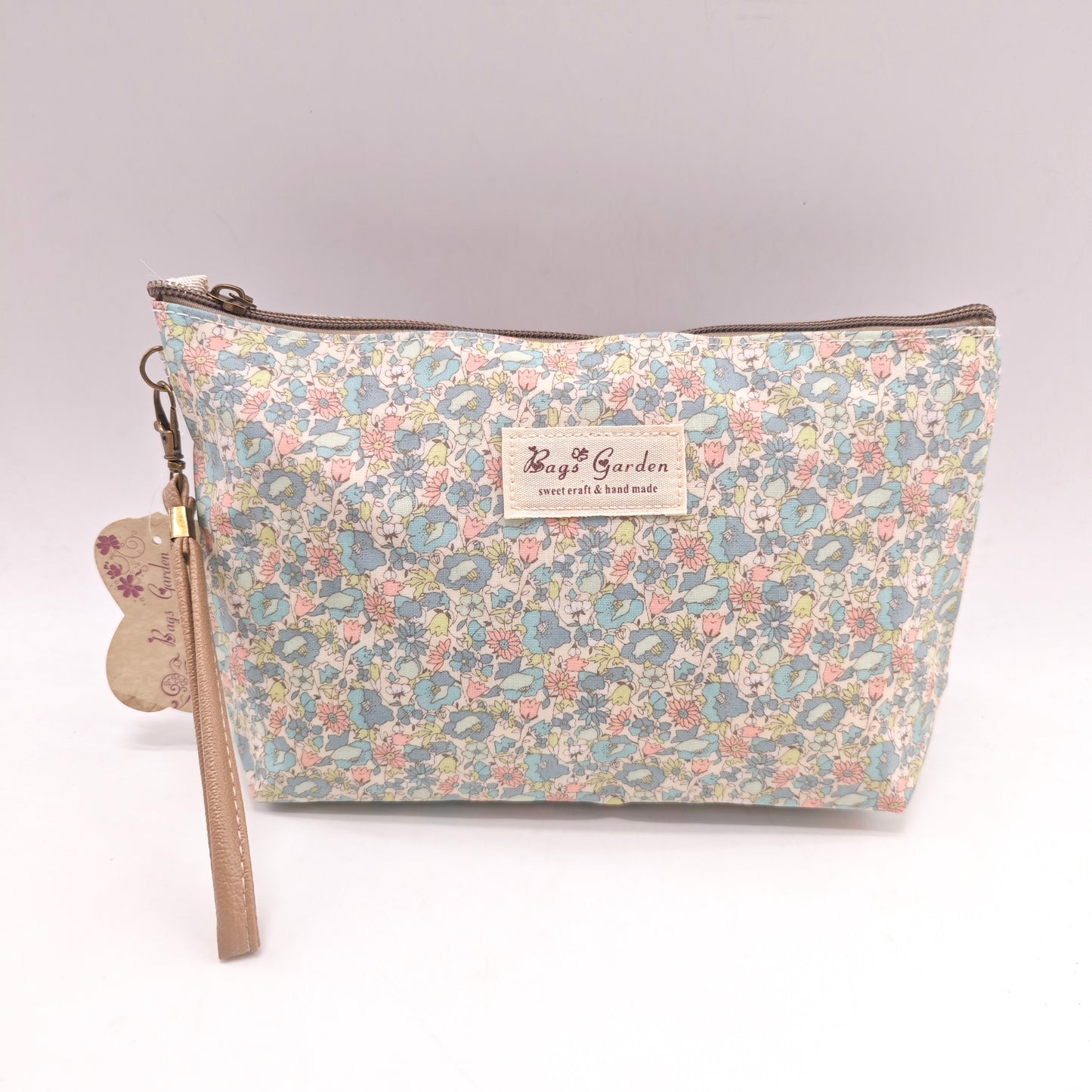 Neceser Mediano Impermeable con flores