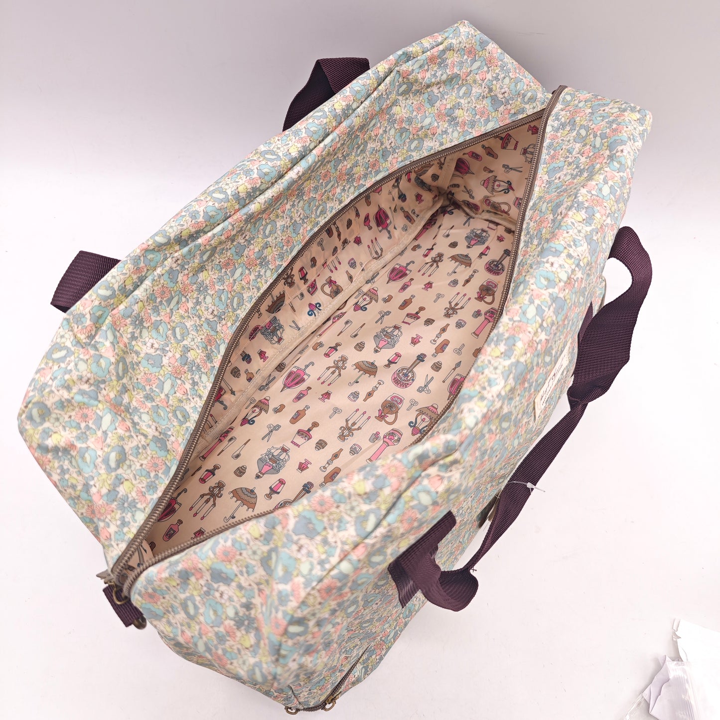 Bolso de viaje grande impermeable con estampado floral – doble compartimento
