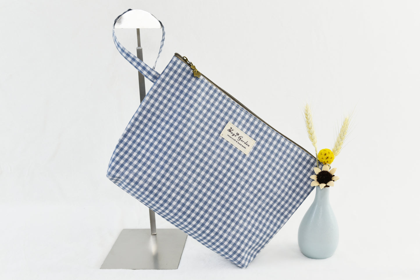Large waterproof gingham toiletry bag