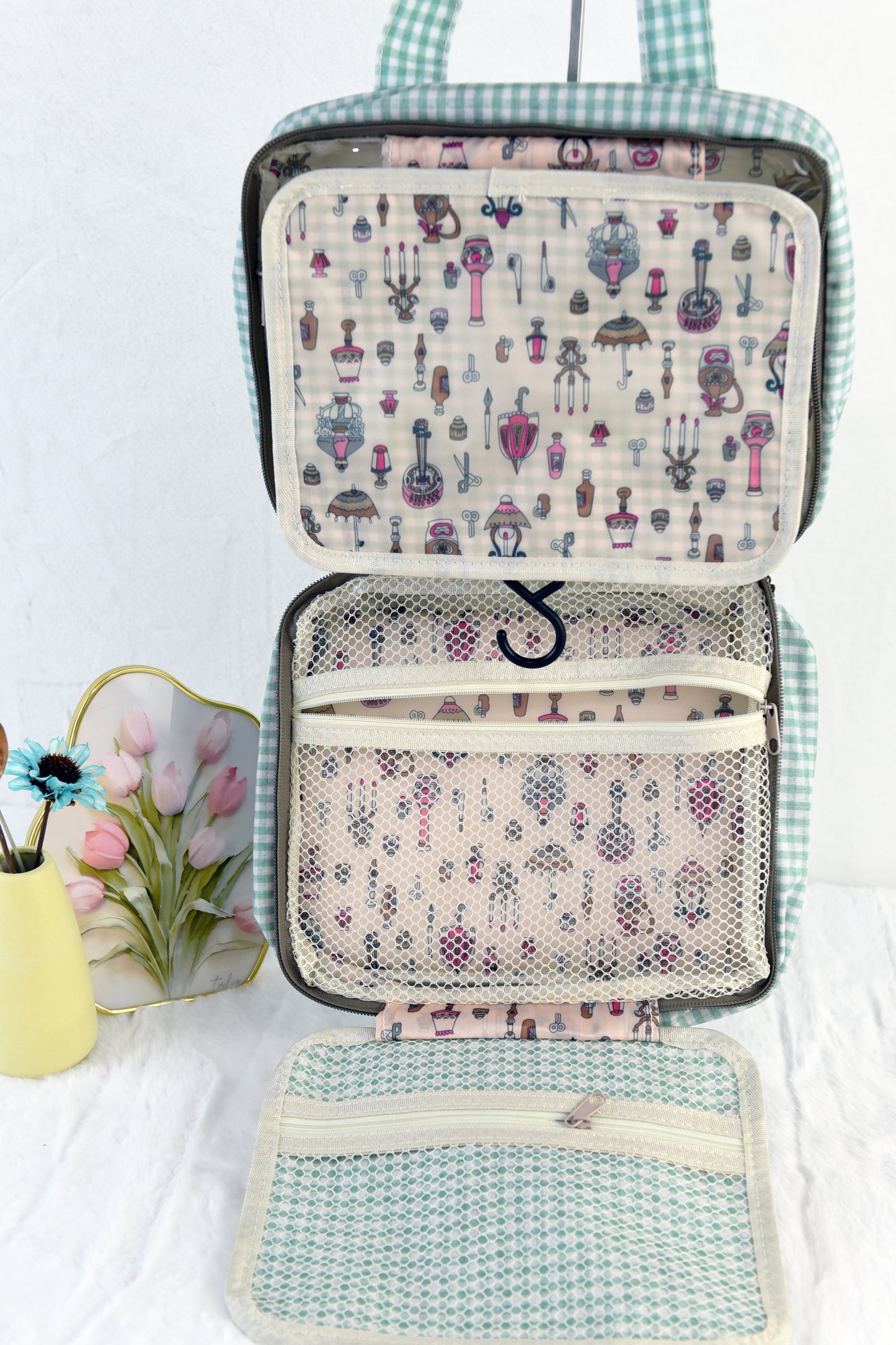 Large waterproof hanging toiletry bag from Vichy