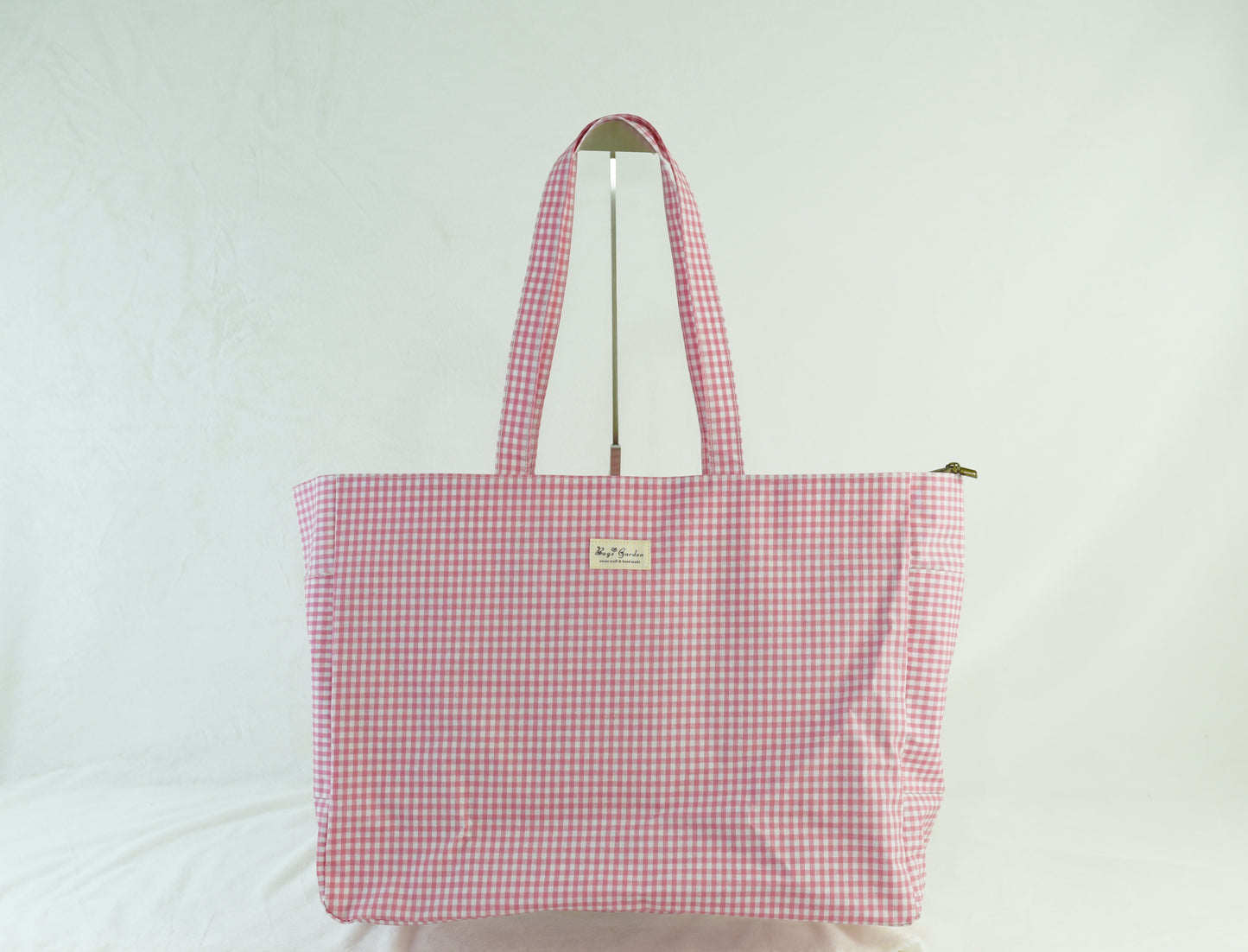 Waterproof gingham beach bag