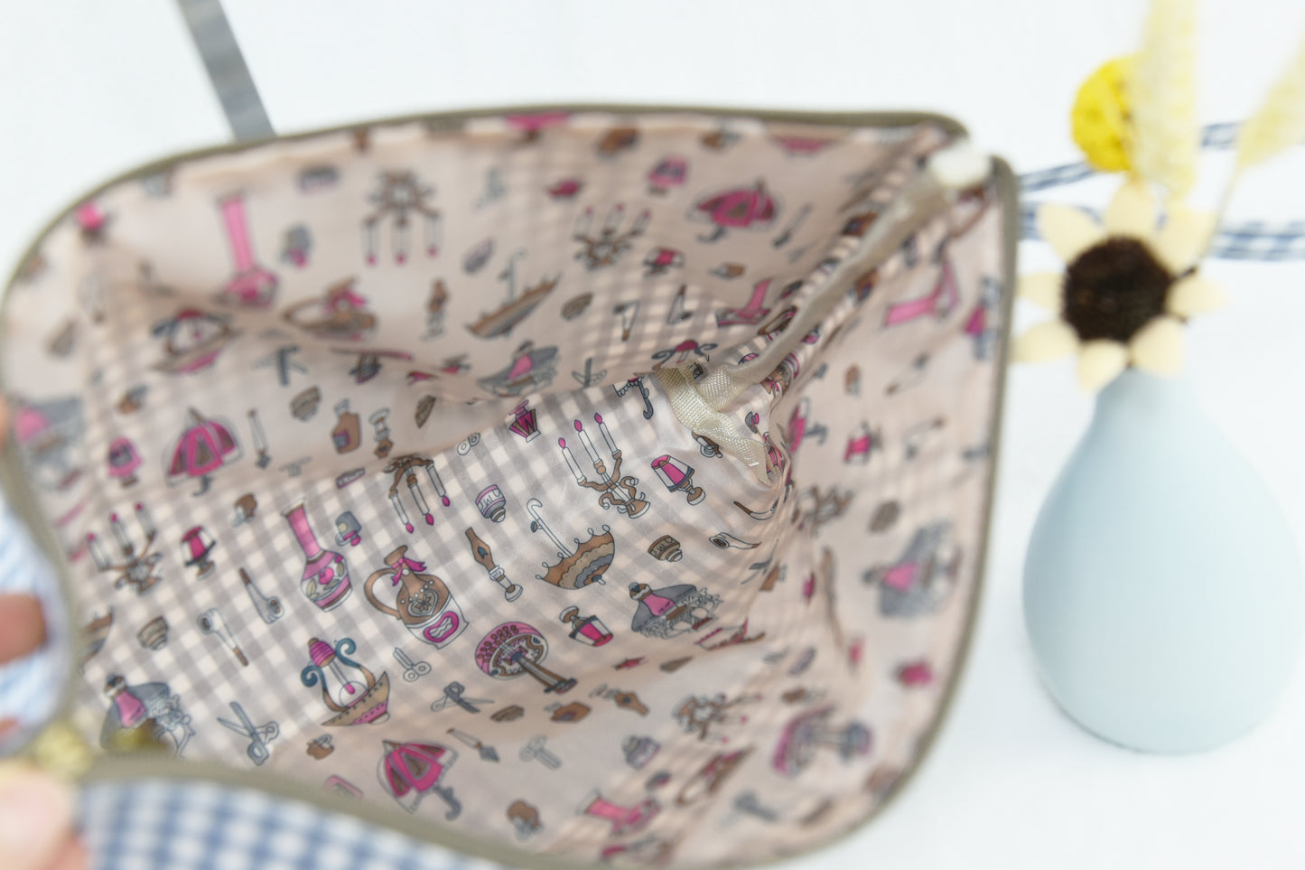 Large waterproof gingham toiletry bag