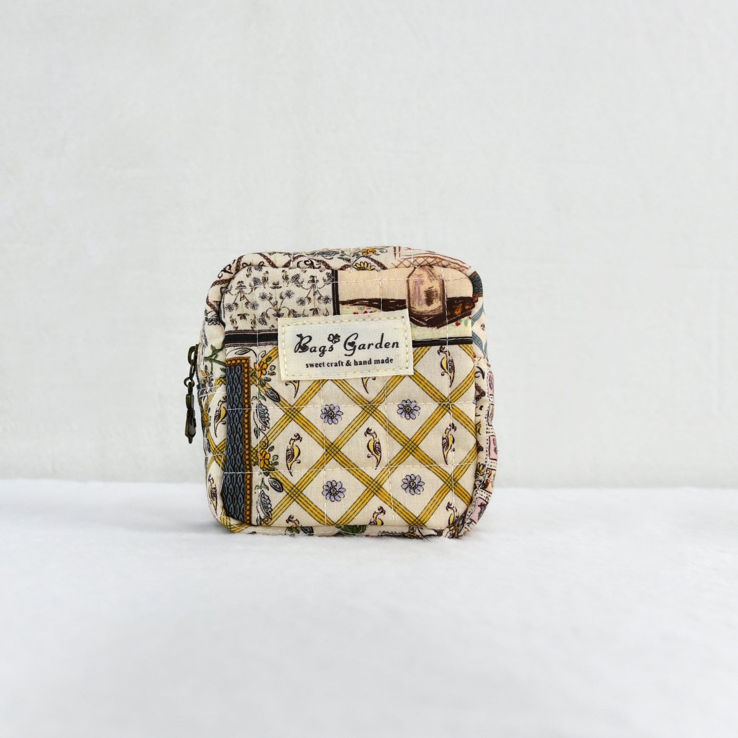 Monedero Patchwork Floral Algodón