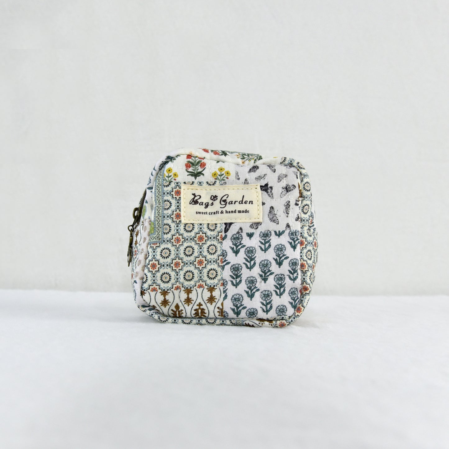 Monedero Patchwork Floral Algodón