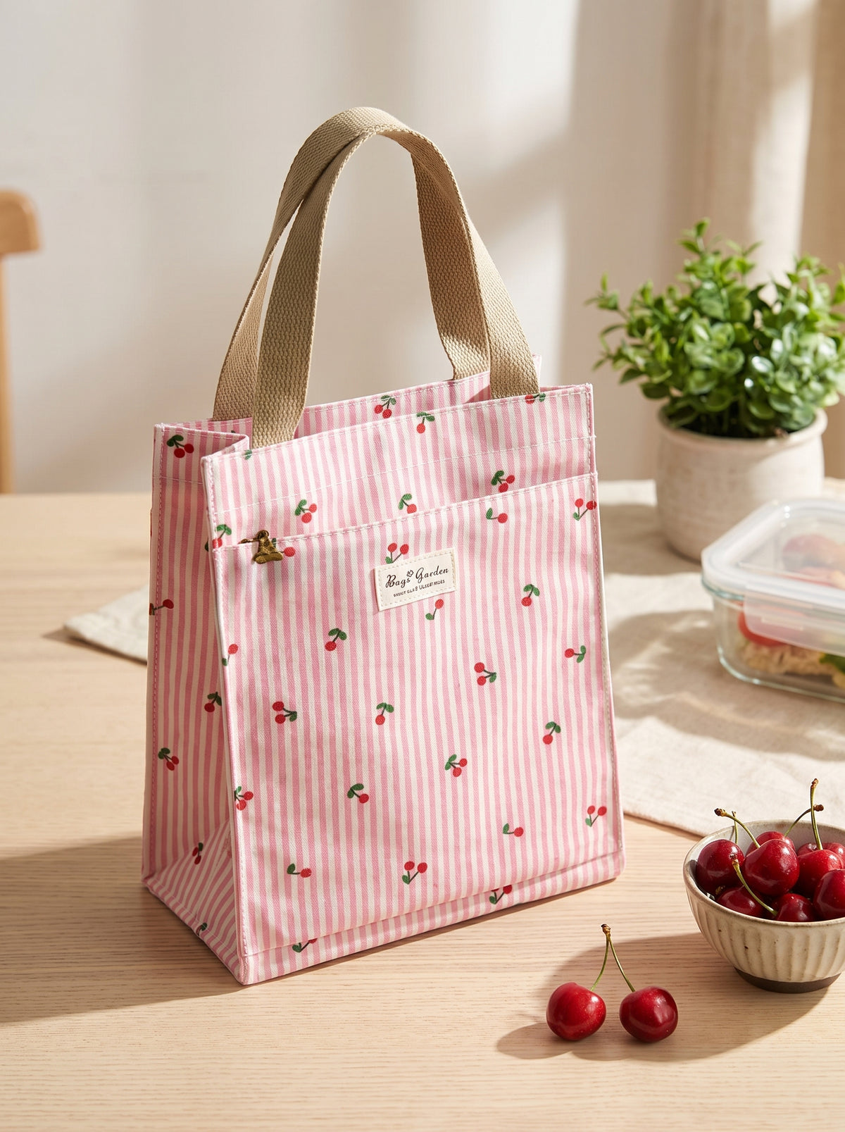 Bolso de Almuerzo Mediano de Rayas con Cerezas y Bolsillo Frontal