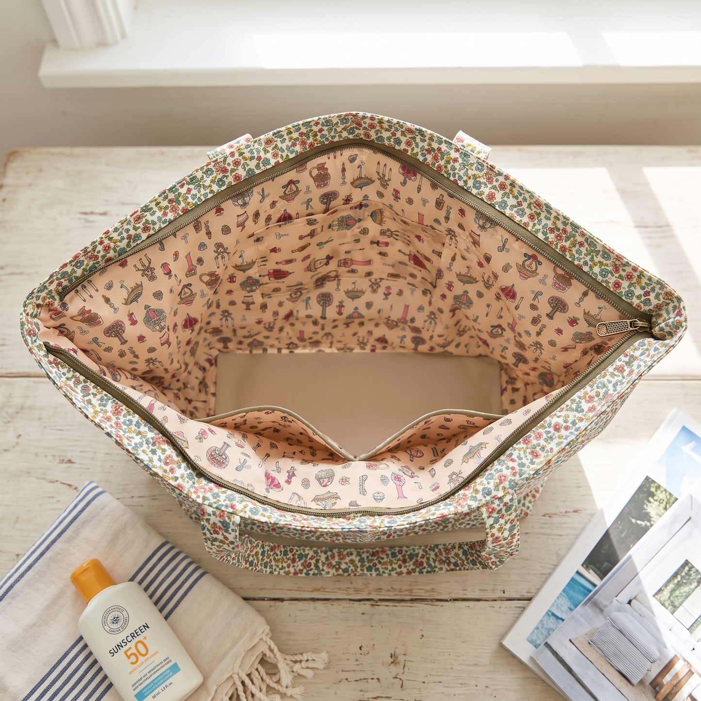 Bolso de Playa Floral Grande Impermeable con Cremallera y Asas Largas para Viajes, Piscina y Uso Diario