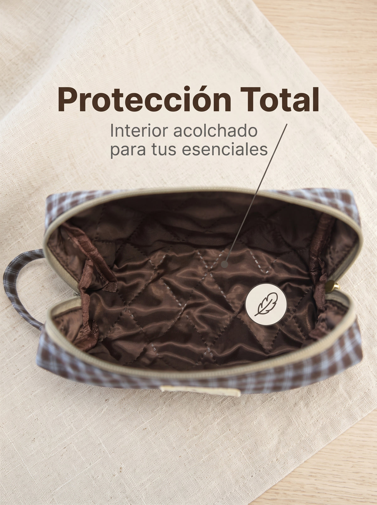 Neceser de algodón a cuadros con interior acolchado